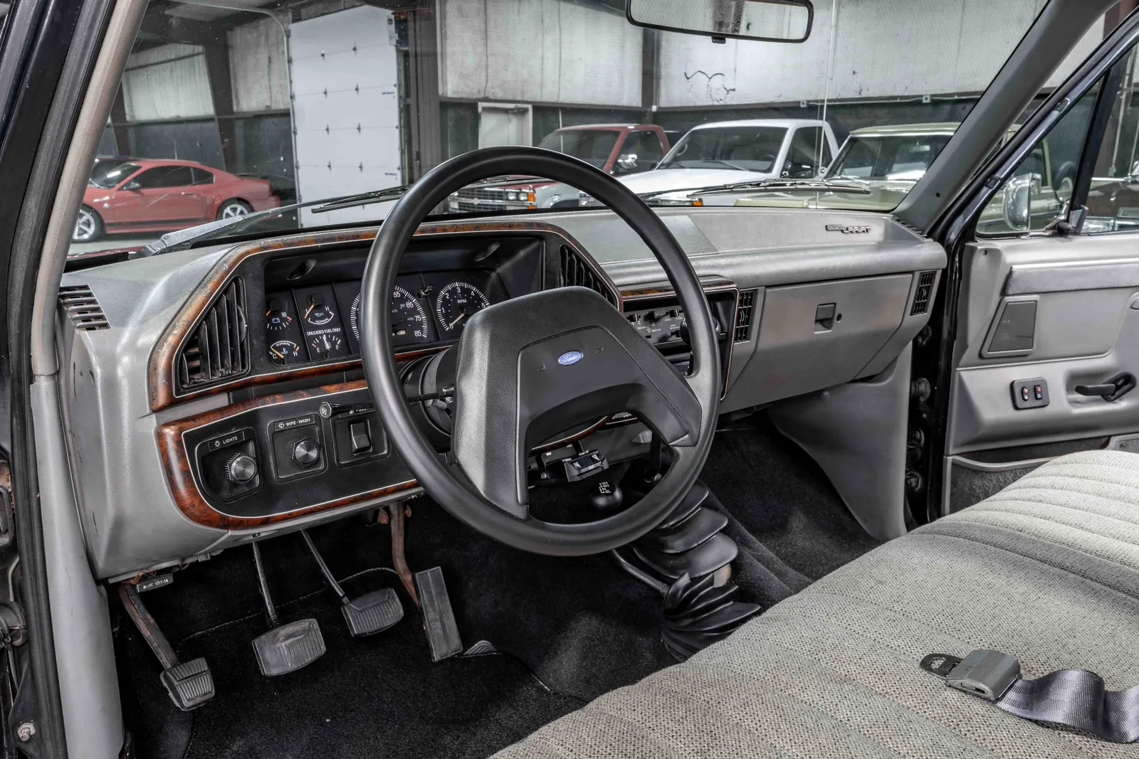 1987 Ford F150 4x4 5.0 - 4 Speed - AC - 103K Miles -B14217-46.jpg